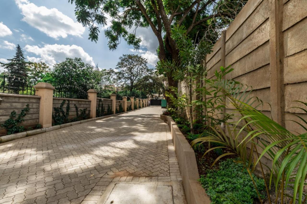 Ruthys Apartment Nairobi Buitenkant foto